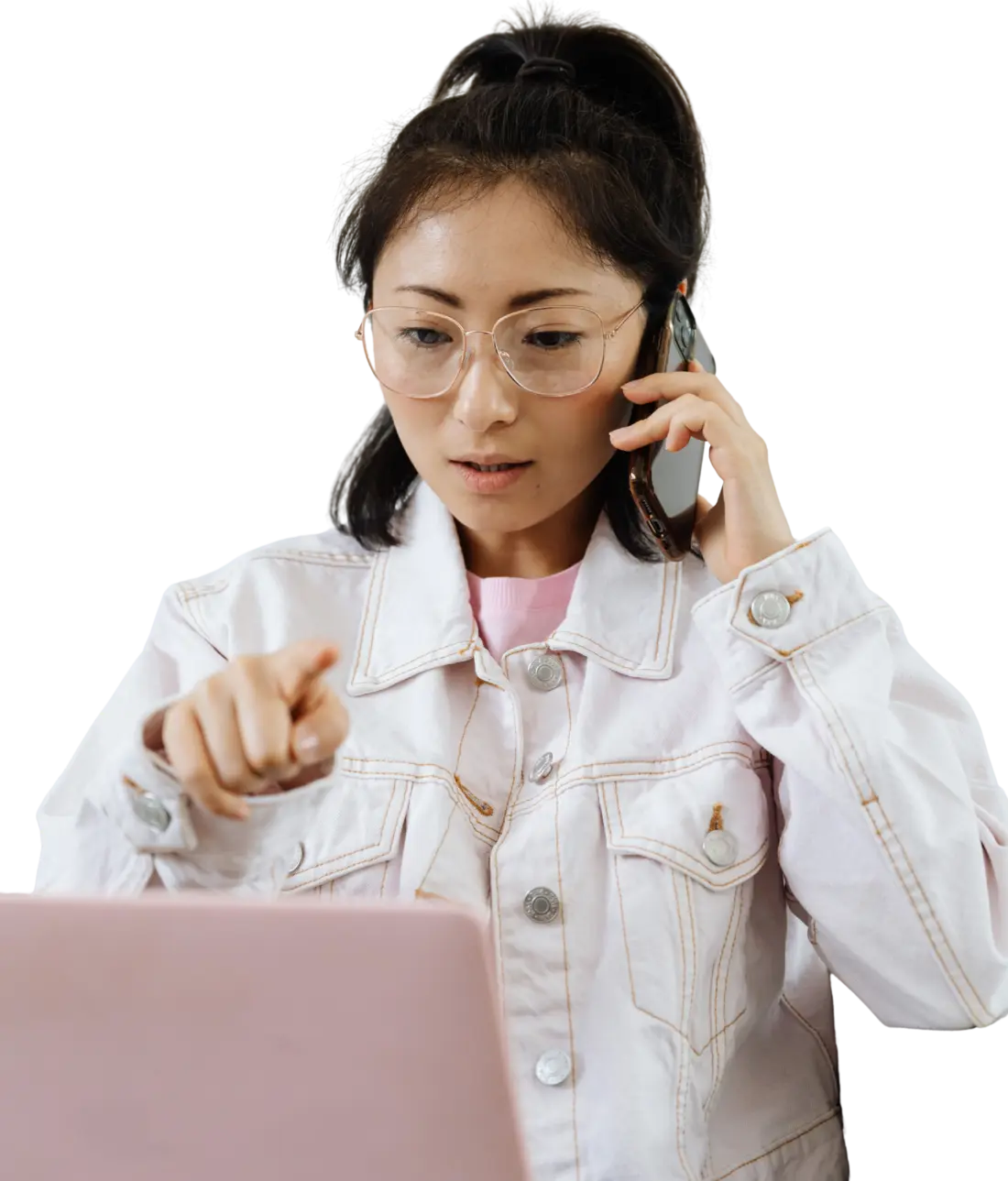 One of our agents answering a customer call